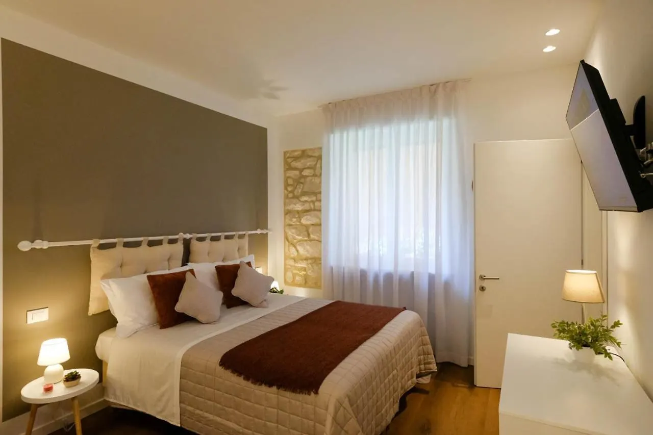 Guest house Verona Sweet Rooms - Affitti Brevi Italia Italy