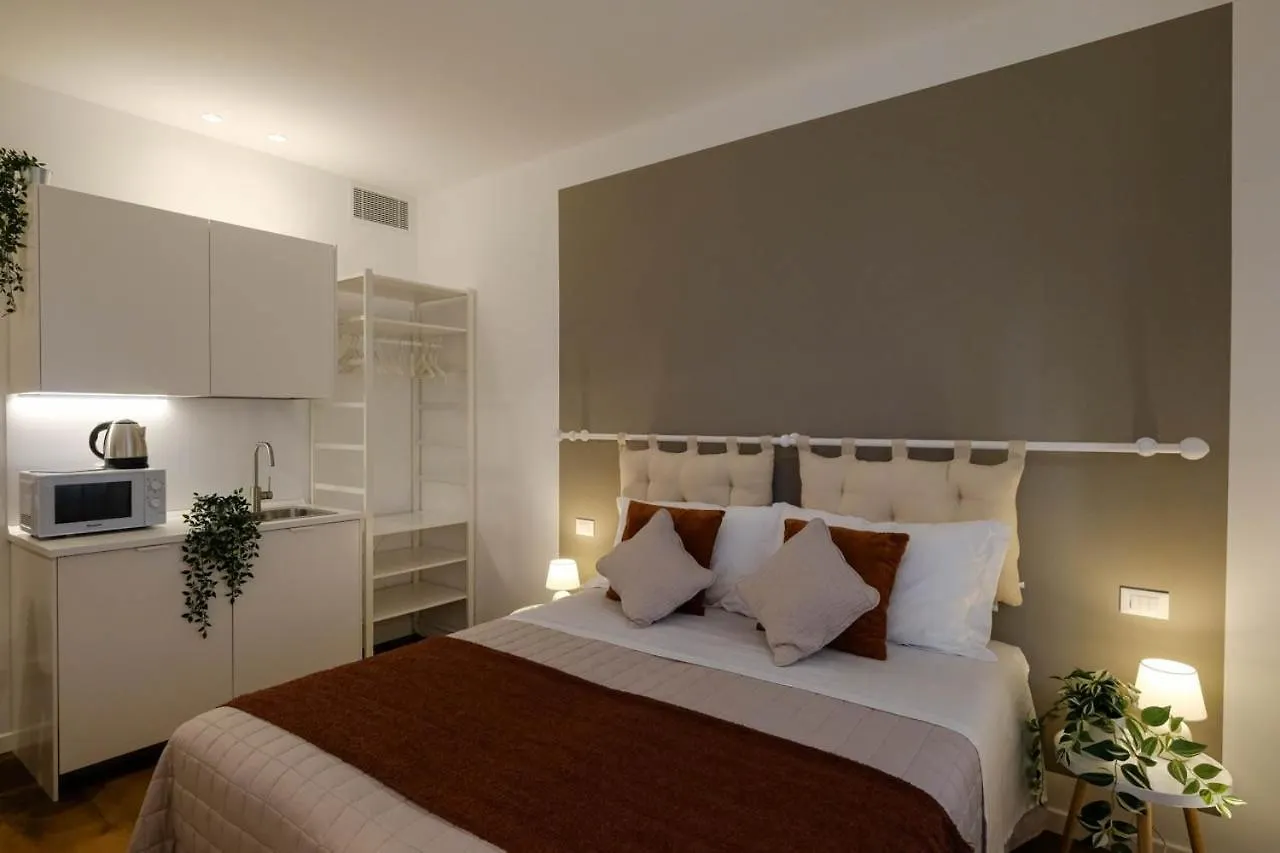 Verona Sweet Rooms - Affitti Brevi Italia 0*,  Italy